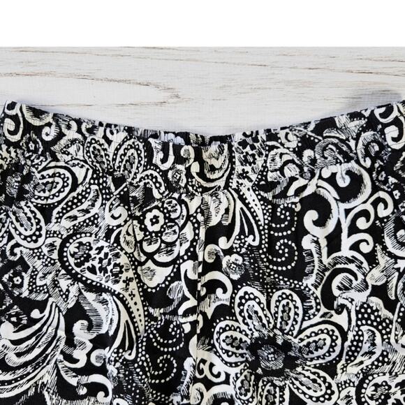 JM Collection Black and White Paisley Print Loose Soft Pants sz M - Picture 2 of 4